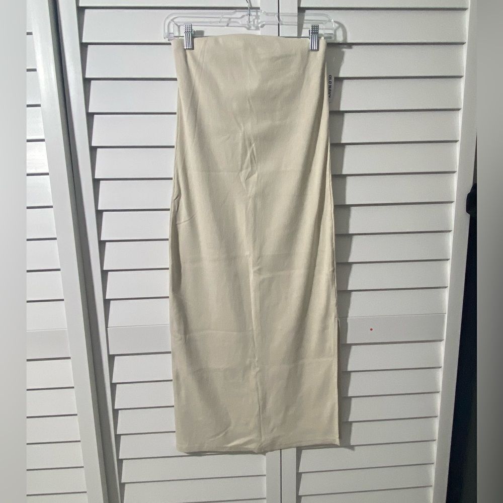 Strapless dress in cream